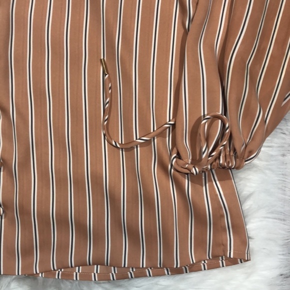 CLEARANCE L'Academie V-neck Cold Shoulder Striped Blouse - Picture 6 of 13